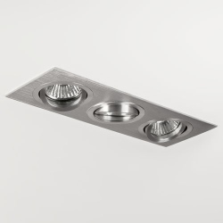 Taro potrójny szczotkowana Aluminium oprawa podtynkowa IP: 20 Astro Lighting