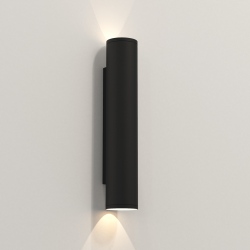 Ava 40cm kinkiet reflektor czarny z fakturą IP44