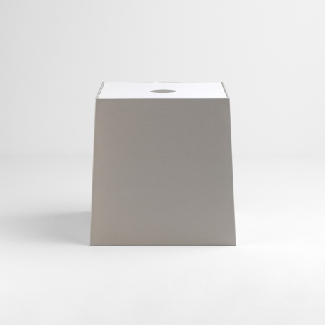 Tapered Square 300 abażur piaskowa (szarobeżowa) tkanina  Astro Lighting